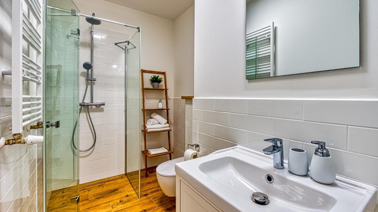 Apartament A1 Green Resort Z Basenem I Spa - 5D Apartamenty シクラルスカ・ポレンバ エクステリア 写真