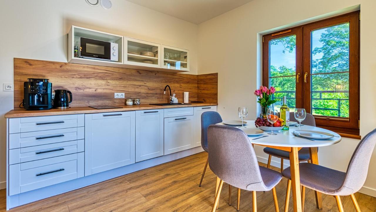 Apartament A1 Green Resort Z Basenem I Spa - 5D Apartamenty シクラルスカ・ポレンバ エクステリア 写真